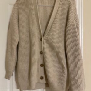 Quince Classic Beige Cardigan
